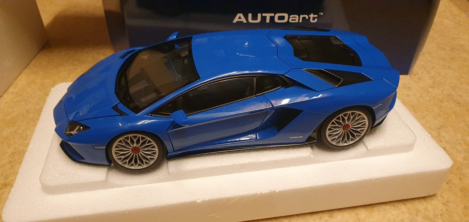 AutoArt 1/18 Lamborghini Aventador S Blue Nila/Pearl Blue, Ophalen of Verzenden, Zo goed als nieuw, Auto, Autoart