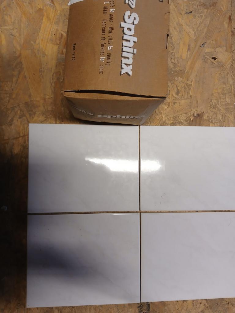 Witte wandtegel 20x25 Sphinx, Ophalen, 60 cm of meer, Zo goed als nieuw, 10 m² of meer