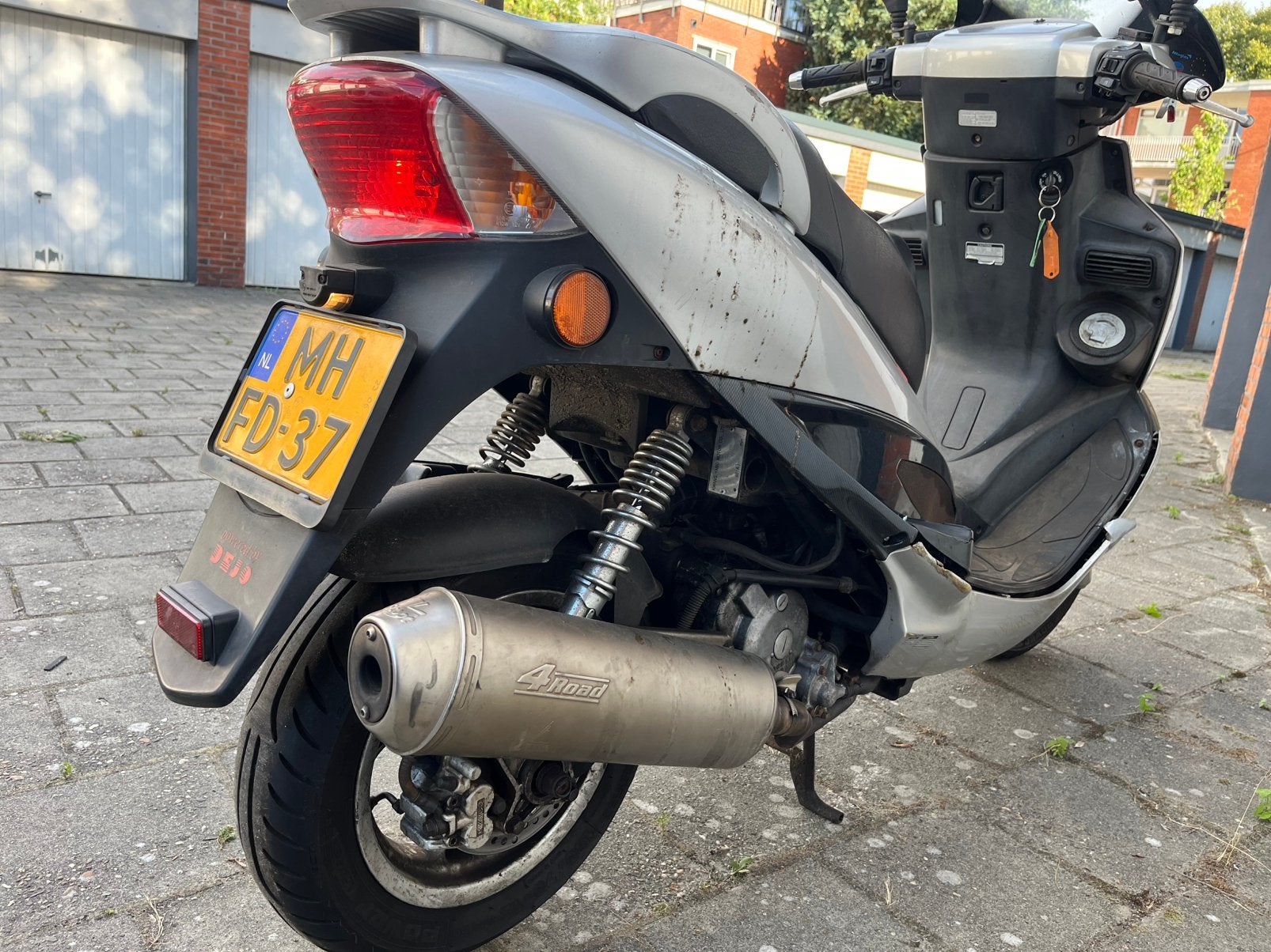 Kymco bet&win 125 cc kap schade A1, Fietsen en Brommers, Ophalen, Gebruikt, Overige modellen, Benzine