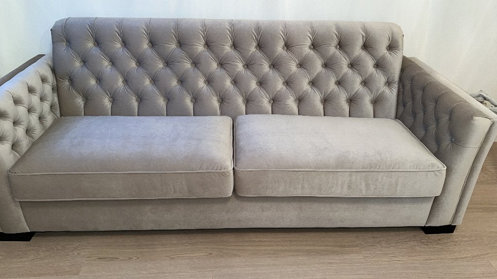 Luxe UrbanSofa Chesterfield 3,5 zitsbank, Ophalen, Tweepersoons, 75 tot 100 cm, Zo goed als nieuw