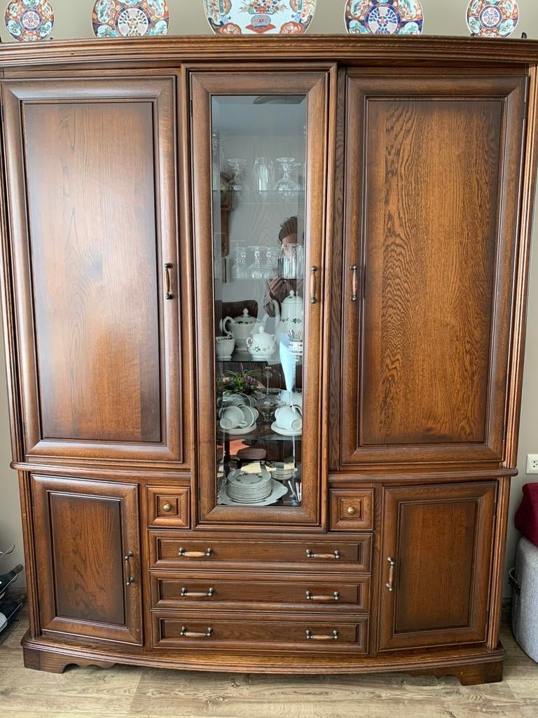Klassieke kast, Ophalen