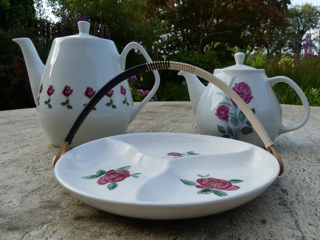 Mosa Rode Rozen Roosjes 2 x Theepot plus Serveer met Hengsel, Antiek en Kunst, Ophalen of Verzenden