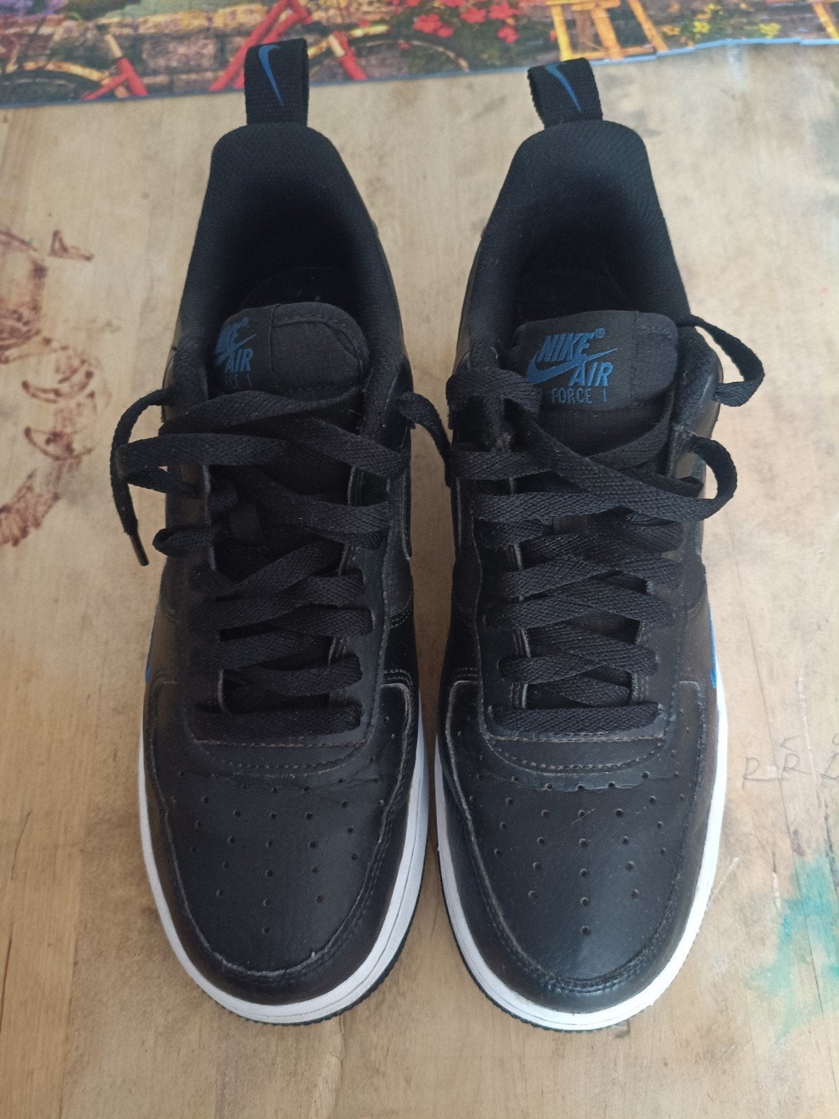 Nike Air Force One schoenen maat 42,5, Kleding | Heren, Schoenen, Verzenden, Zwart, Sneakers of Gympen, Gedragen