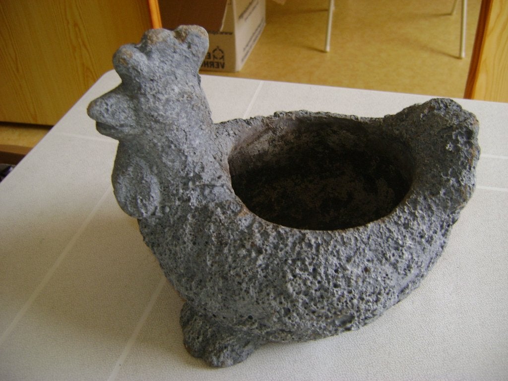 zware stenen planten kip grijs voor buiten 22lx16brx21hoog, Steen, 40 cm of meer, Rond, Ophalen of Verzenden