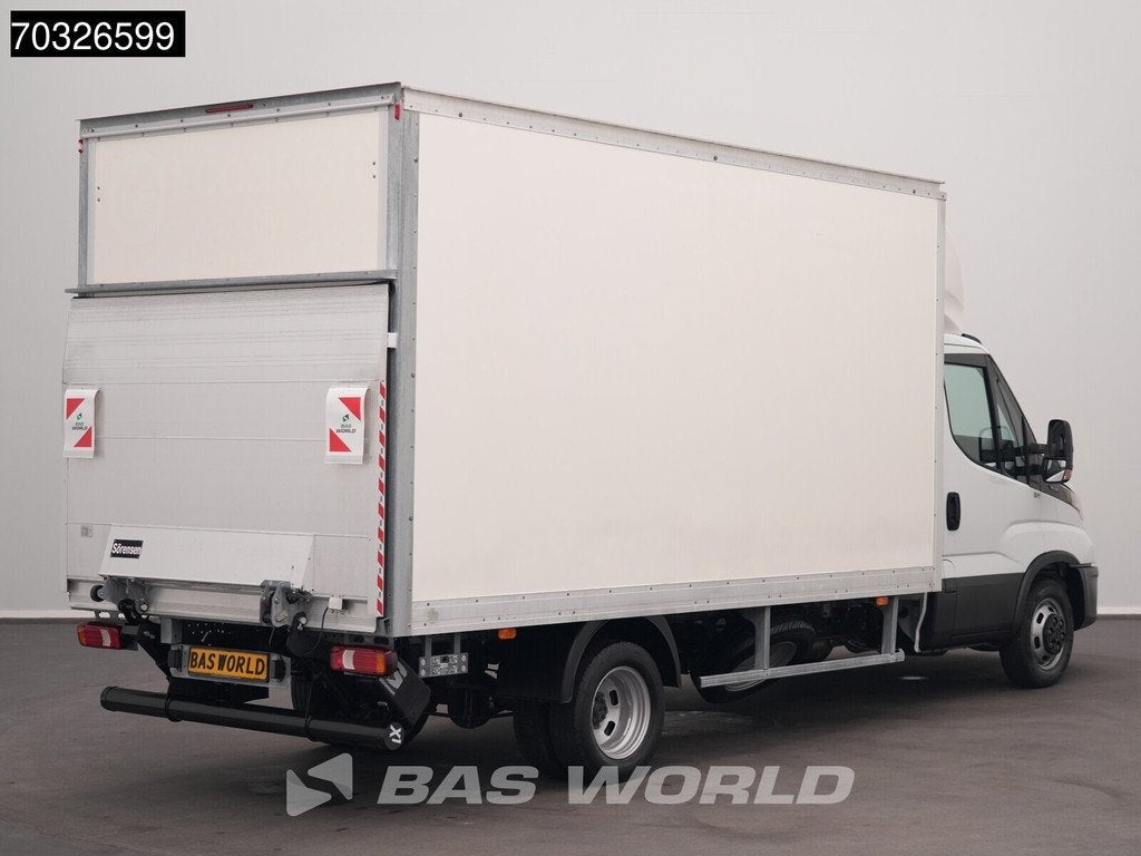 Iveco Daily 35C16 3.0L Laadklep Dubbellucht 160PK Bakwagen A, Auto's, Stof, Gebruikt, Euro 6, 4 cilinders