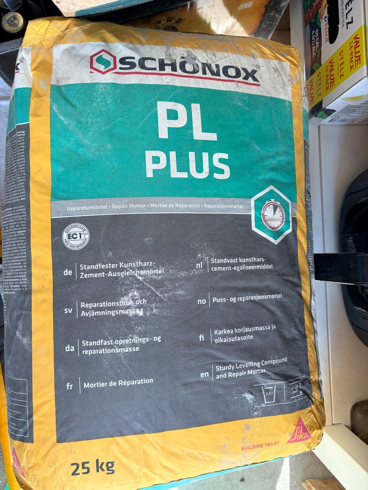 2 zakken Schönox PL Plus reparatiemortel 25 kg, Ophalen, Nieuw