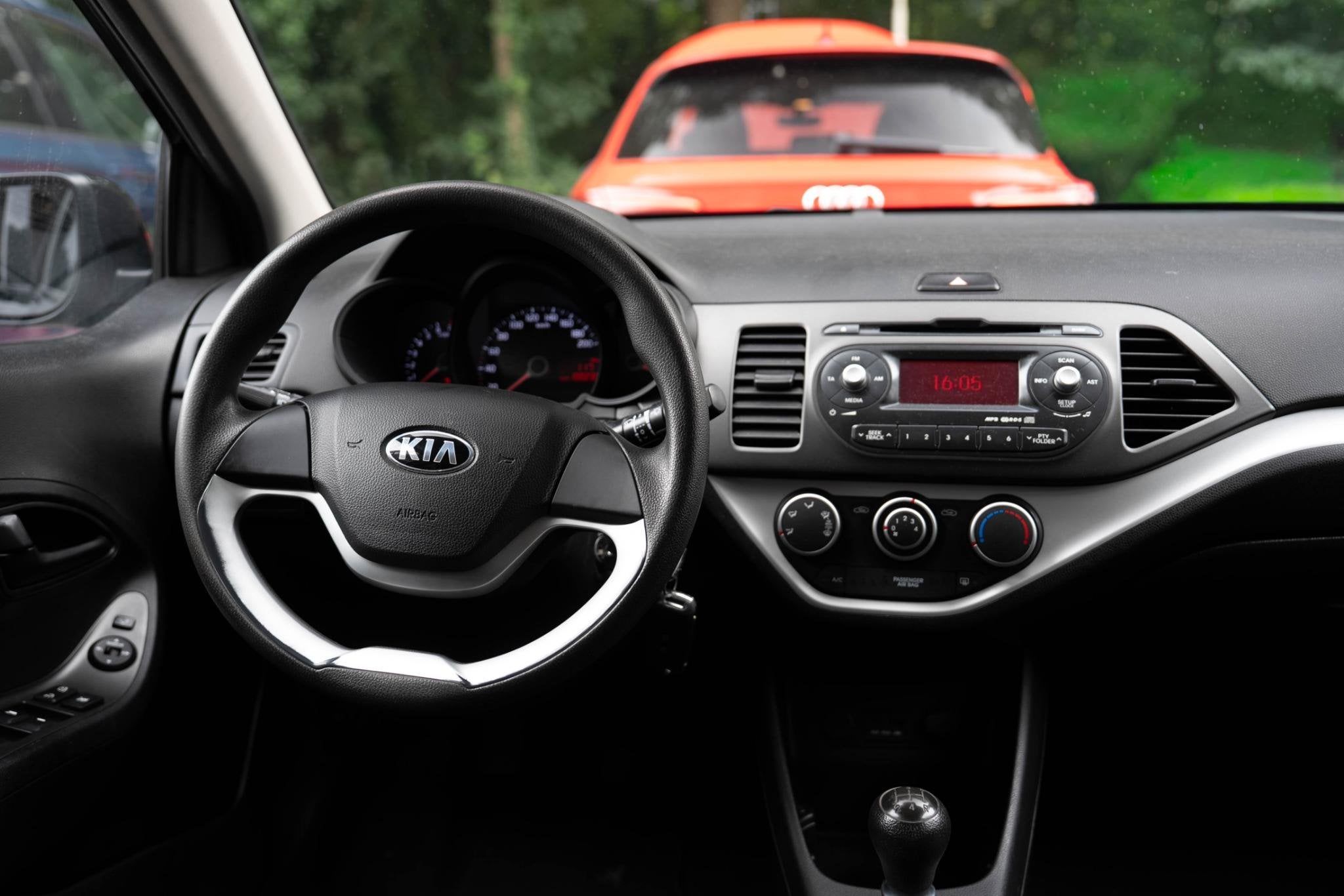 Foto 14 van Kia Picanto 1.2 CVVT ISG Plus Pack | Airco | Elek Ramen | NA