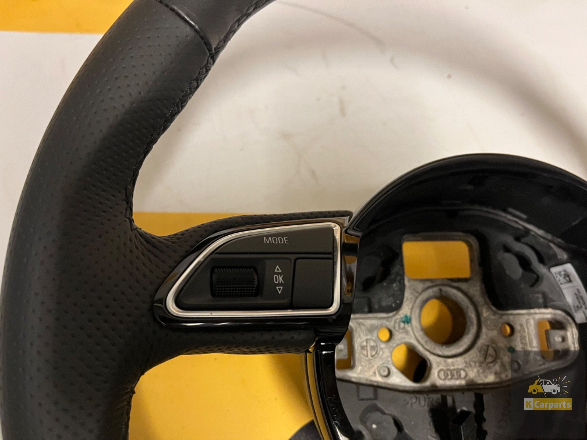 Stuur Audi A1 Sportback 8X ('12-'18) 8v0419091a, Auto-onderdelen, Gebruikt, AUDI AG, Auto-Union-Strasse 1
85045  Ingolstadt, DE