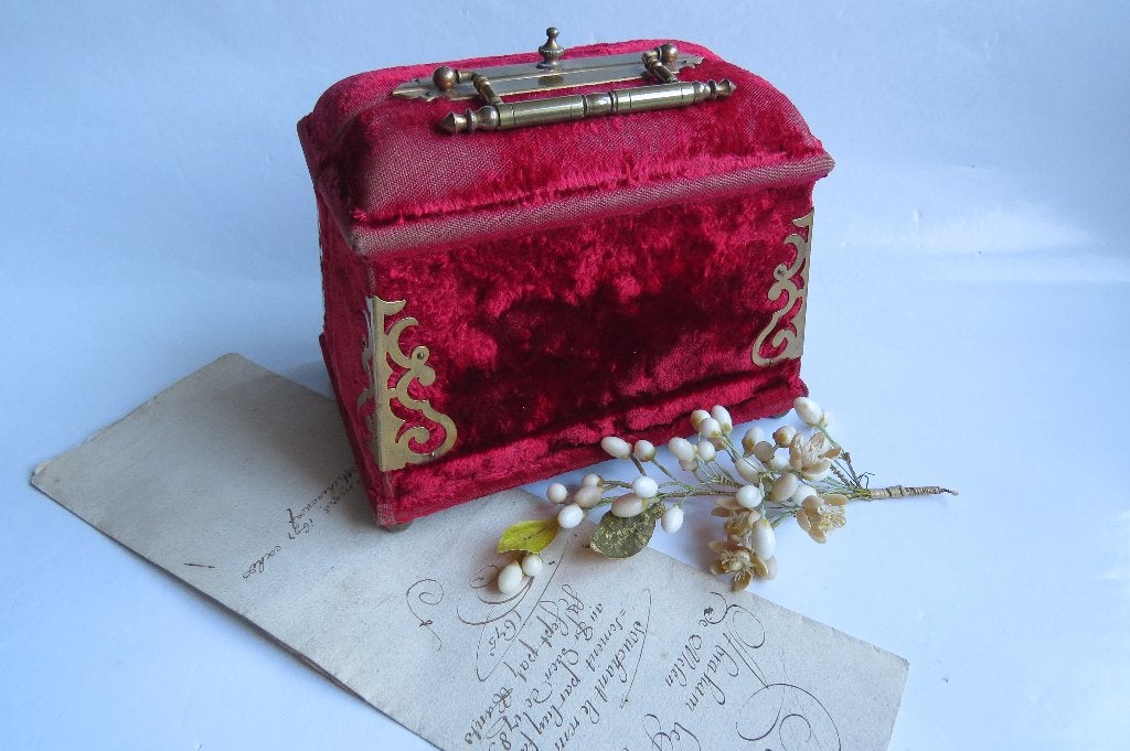 Antiek Engels Victoriaans rood velours boudoir parfum set, Antiek en Kunst, Ophalen of Verzenden