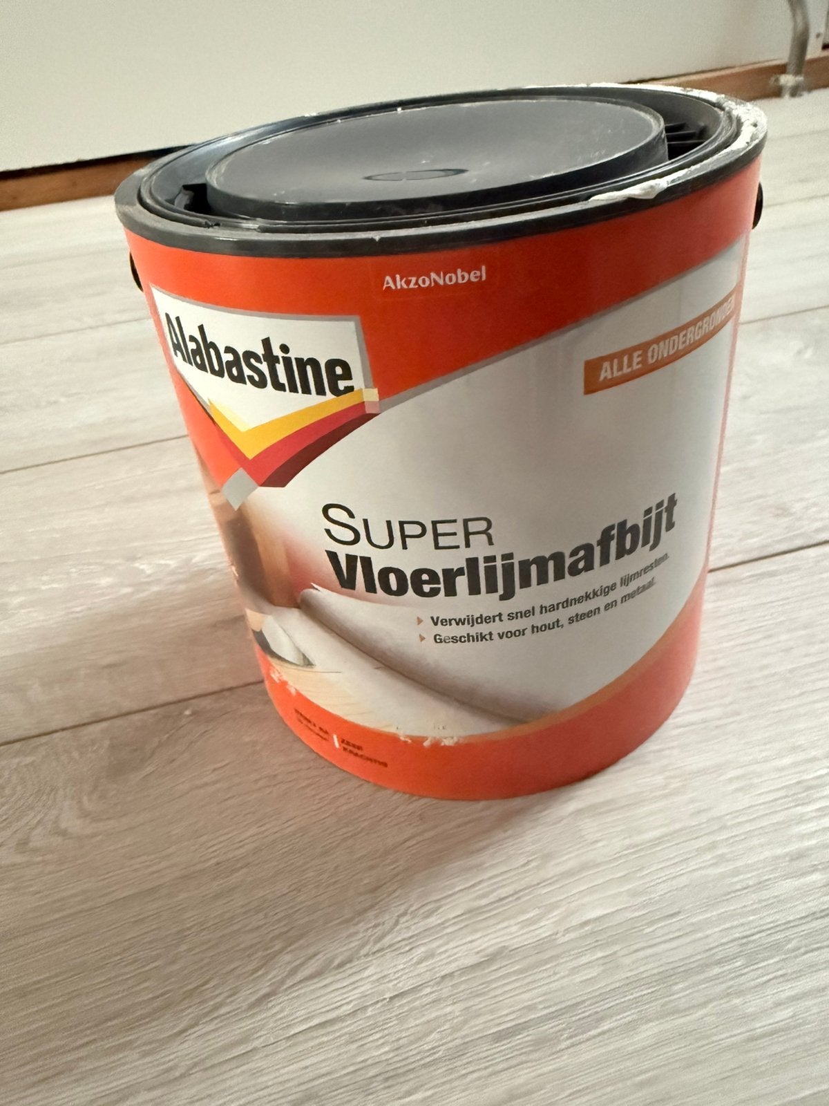 Super vloerlijmafbijt Alabastine 2,5 liter, Ophalen of Verzenden, Zo goed als nieuw, Wit