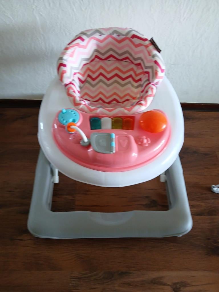 Fleurige loopstoel met muziek en speeltjes, Kinderen en Baby's, Overige Kinderen en Baby's, Gebruikt, Ophalen