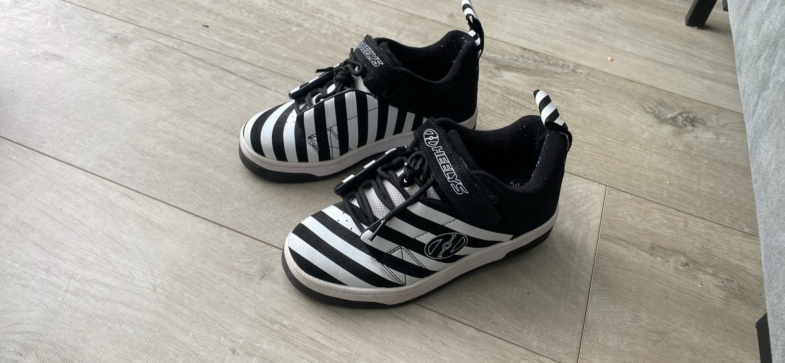 Heelys, Kinderen en Baby's, Speelgoed | Buiten | Rolschaatsen, Ophalen, Zo goed als nieuw