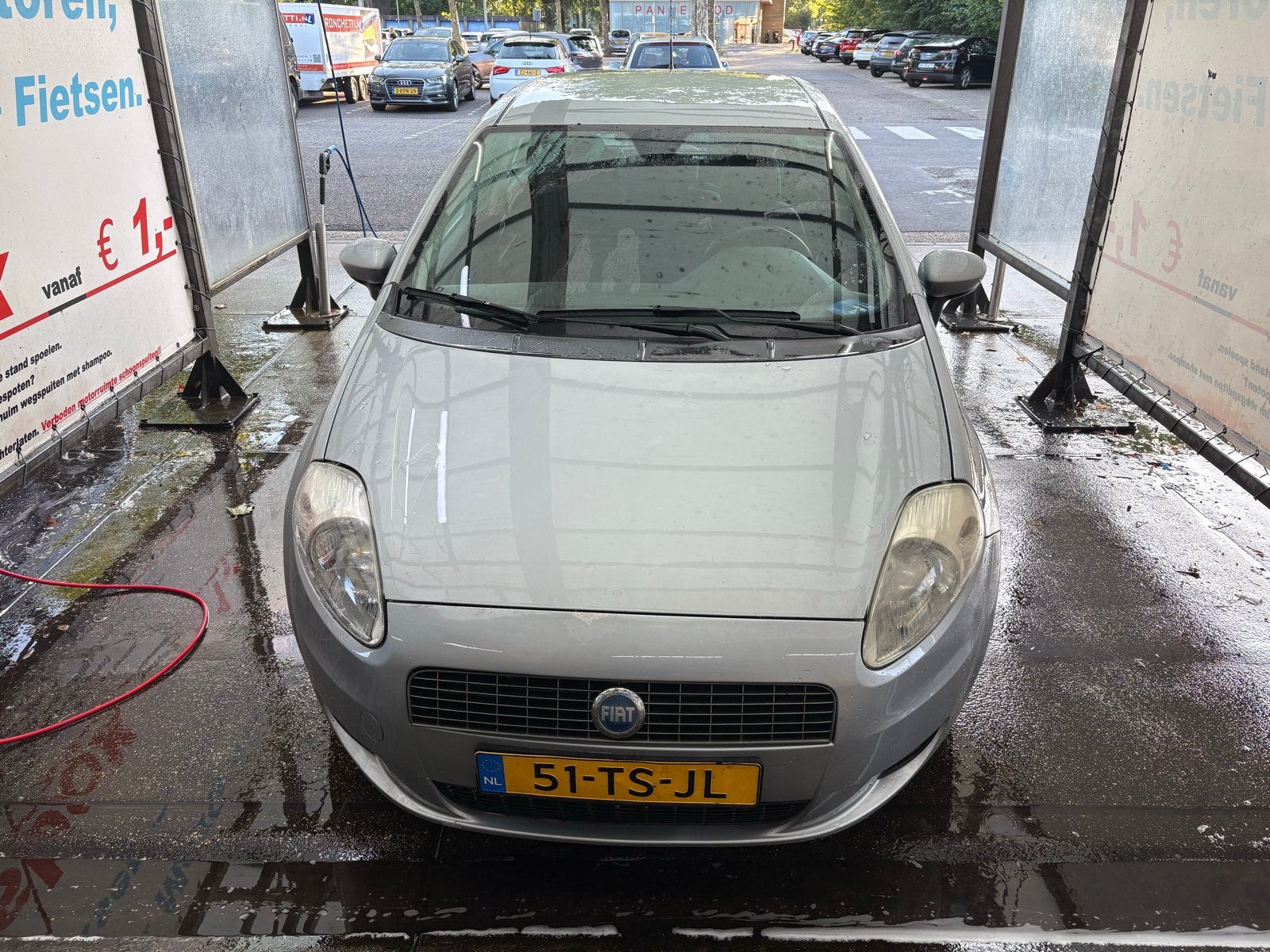 Fiat Punto 5DR 2007 met carplay LEES!!, Auto's, Voorwielaandrijving, 40 €/maand, 400 kg, Origineel Nederlands