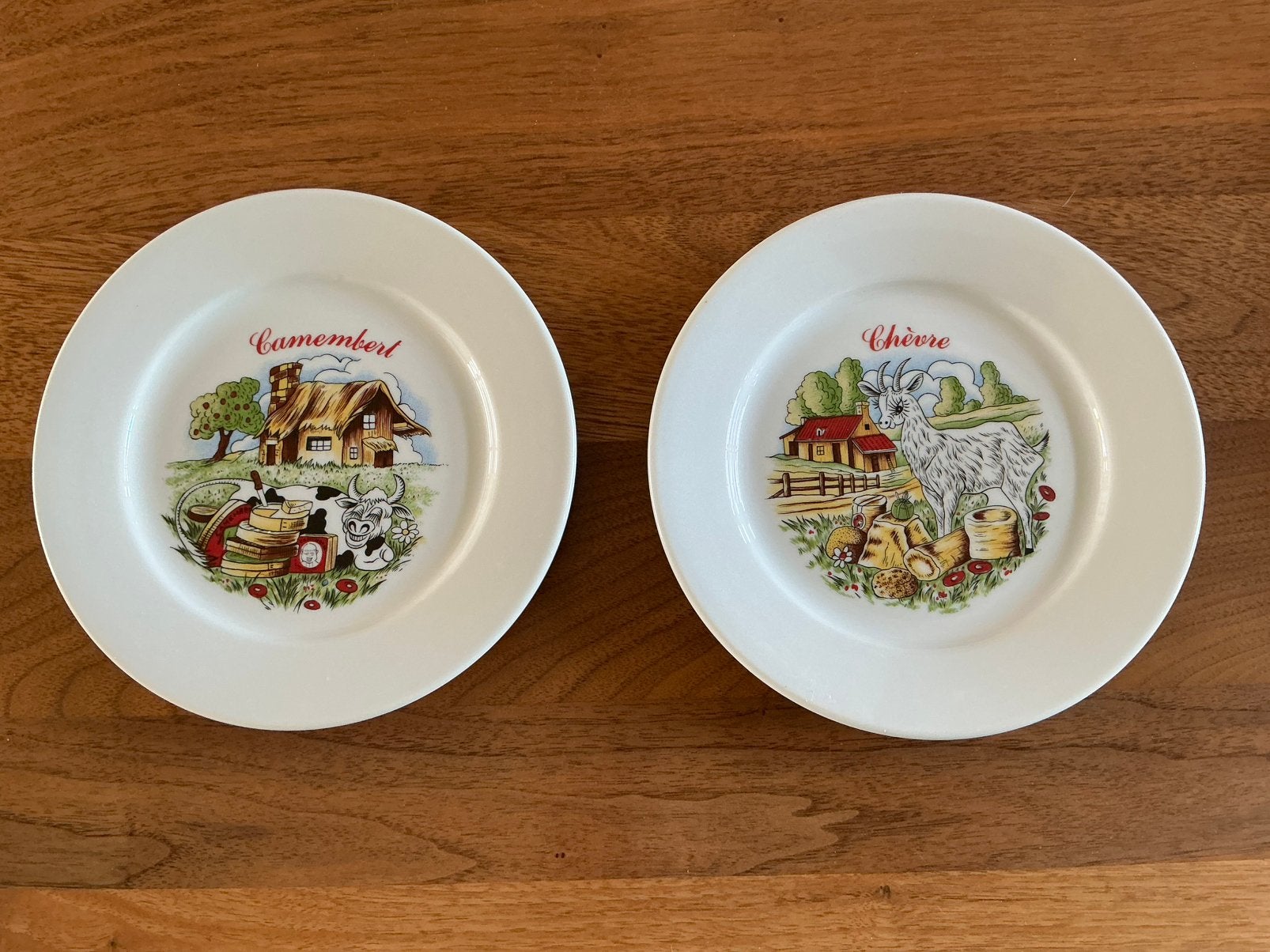 2 Pillivuyt kaasbordjes - Camembert + Chèvre - 2 voor €6, Ophalen of Verzenden, Zo goed als nieuw