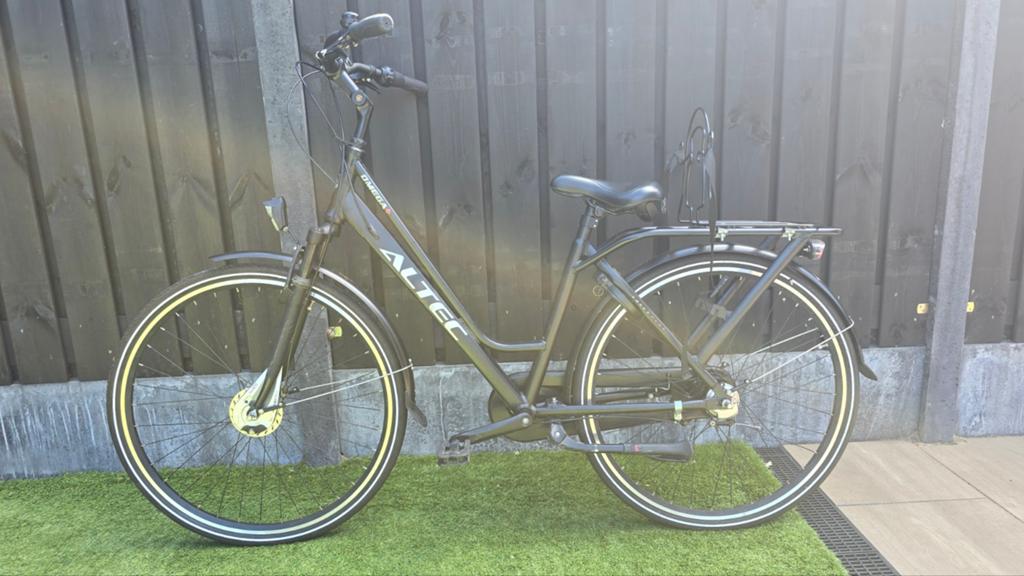 Fiets Altec Omega+ 28 inch, Ophalen, Gebruikt, Altec