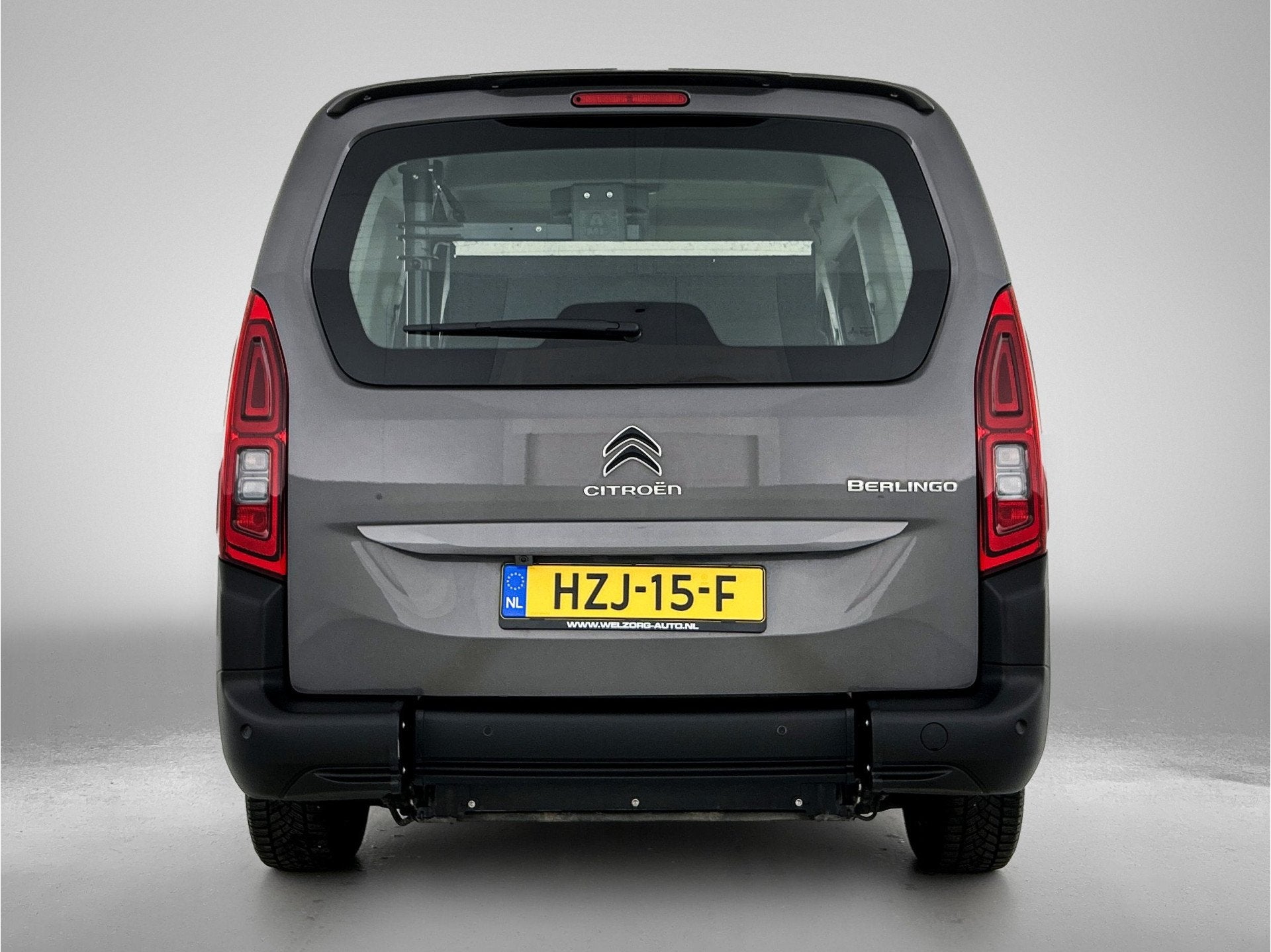 Citroën Berlingo XL 1.2 Puretech Shine Direct leverbaar! Ro, Automaat, 12 maanden, Stof, Gebruikt