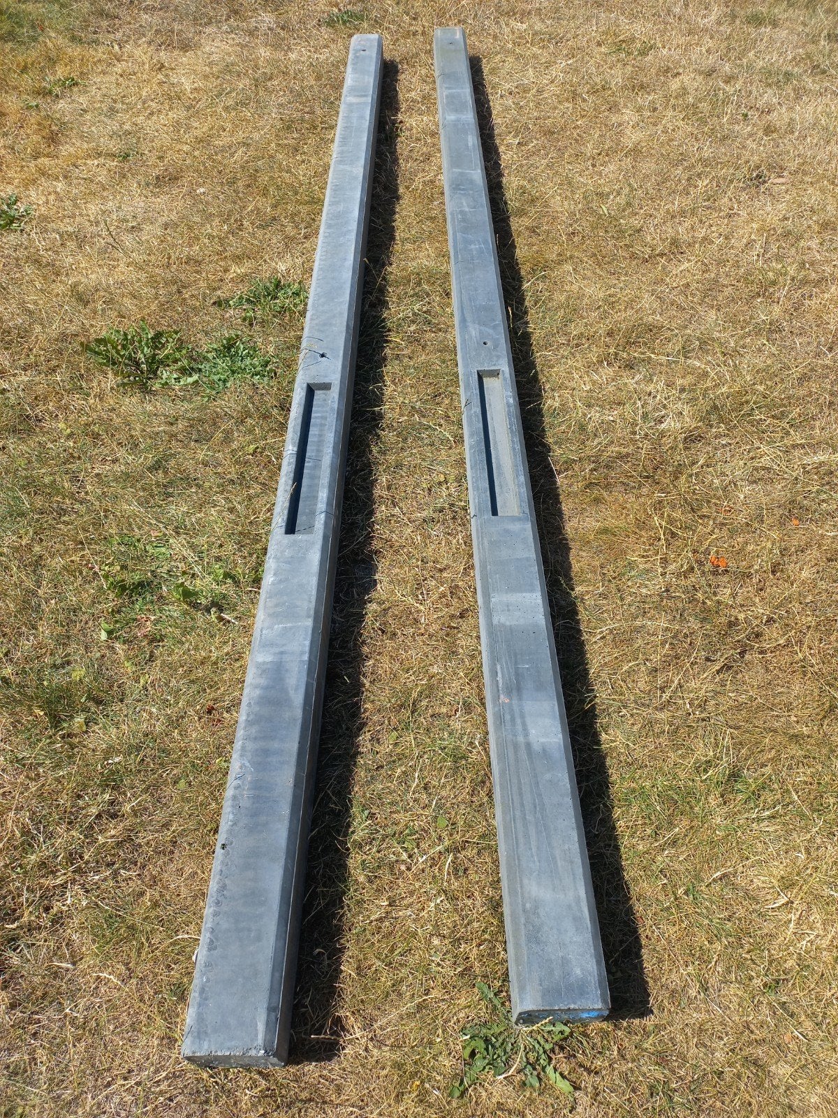 Betonnen schuttingpalen (2x 2,80m) + houten schuttingdeel, Tuin en Terras, Schuttingen, Ophalen, Minder dan 3 meter, Hout, 1 tot 2 meter