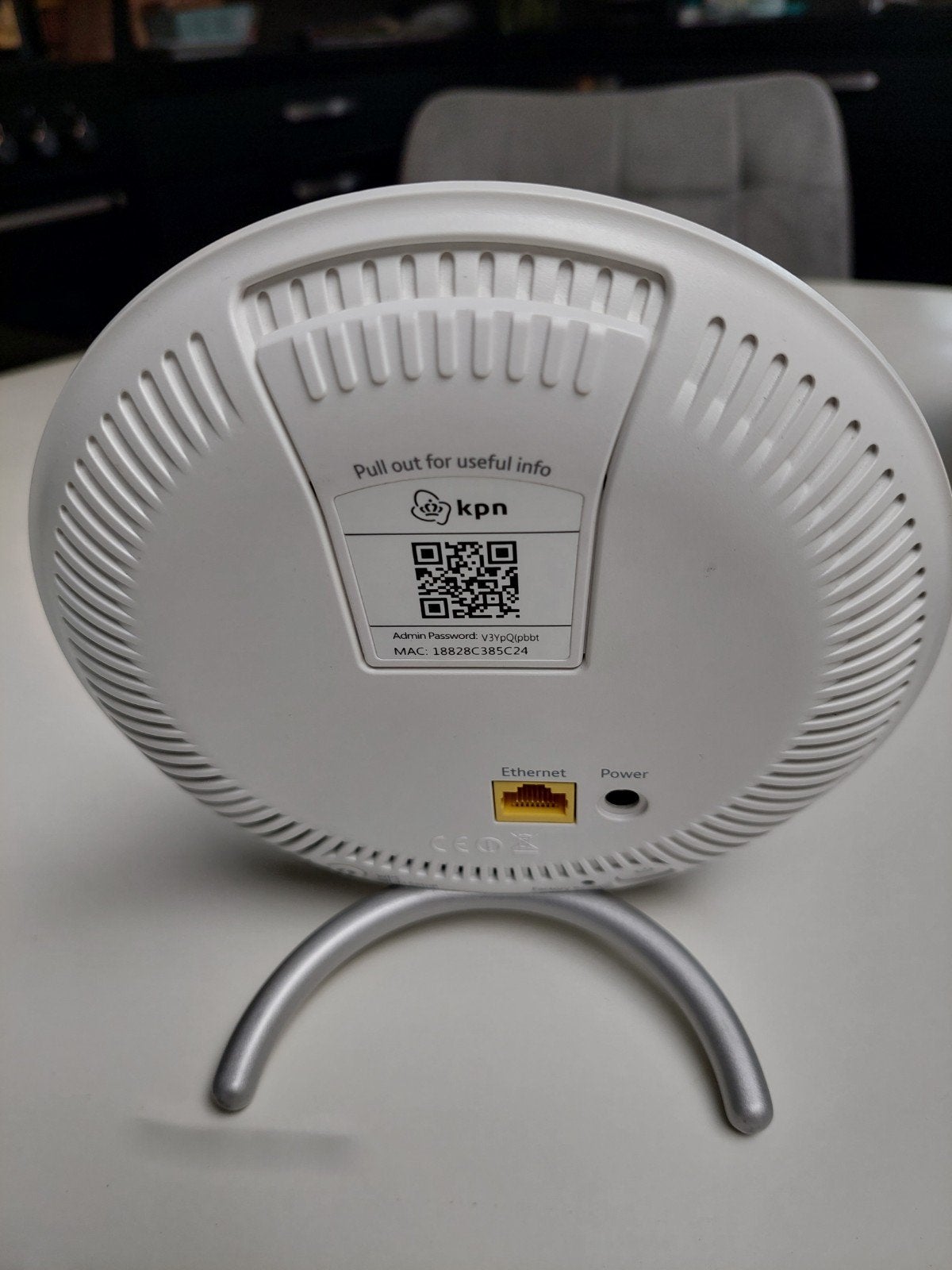 2 KPN wifiversterkers., Ophalen