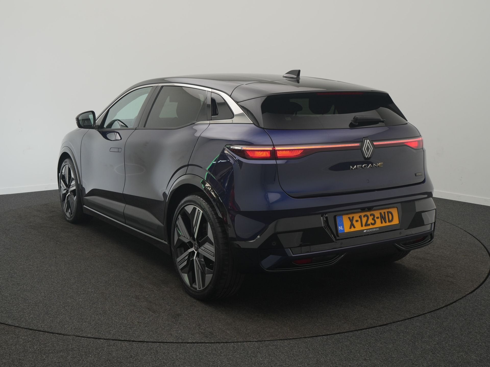 Renault Mégane E-Tech EV60 Optimum Charge Iconic - Harman K, Auto's, 12 maanden, Automatische klimaatregeling, 900 kg, Hatchback
