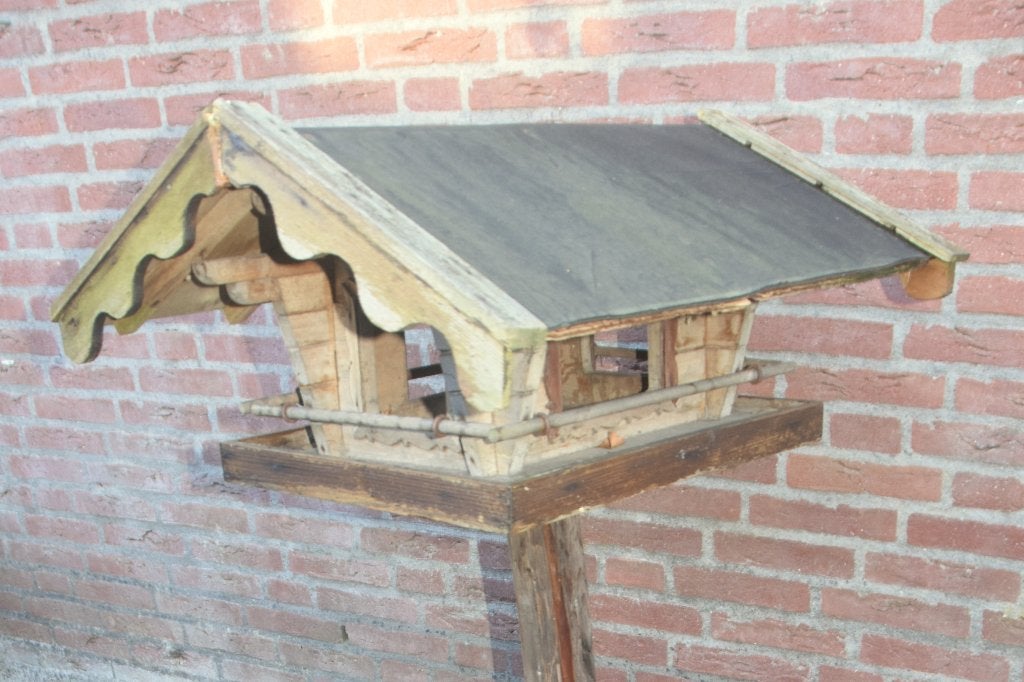 Vogelhuisje uit Oostenrijk, Ophalen