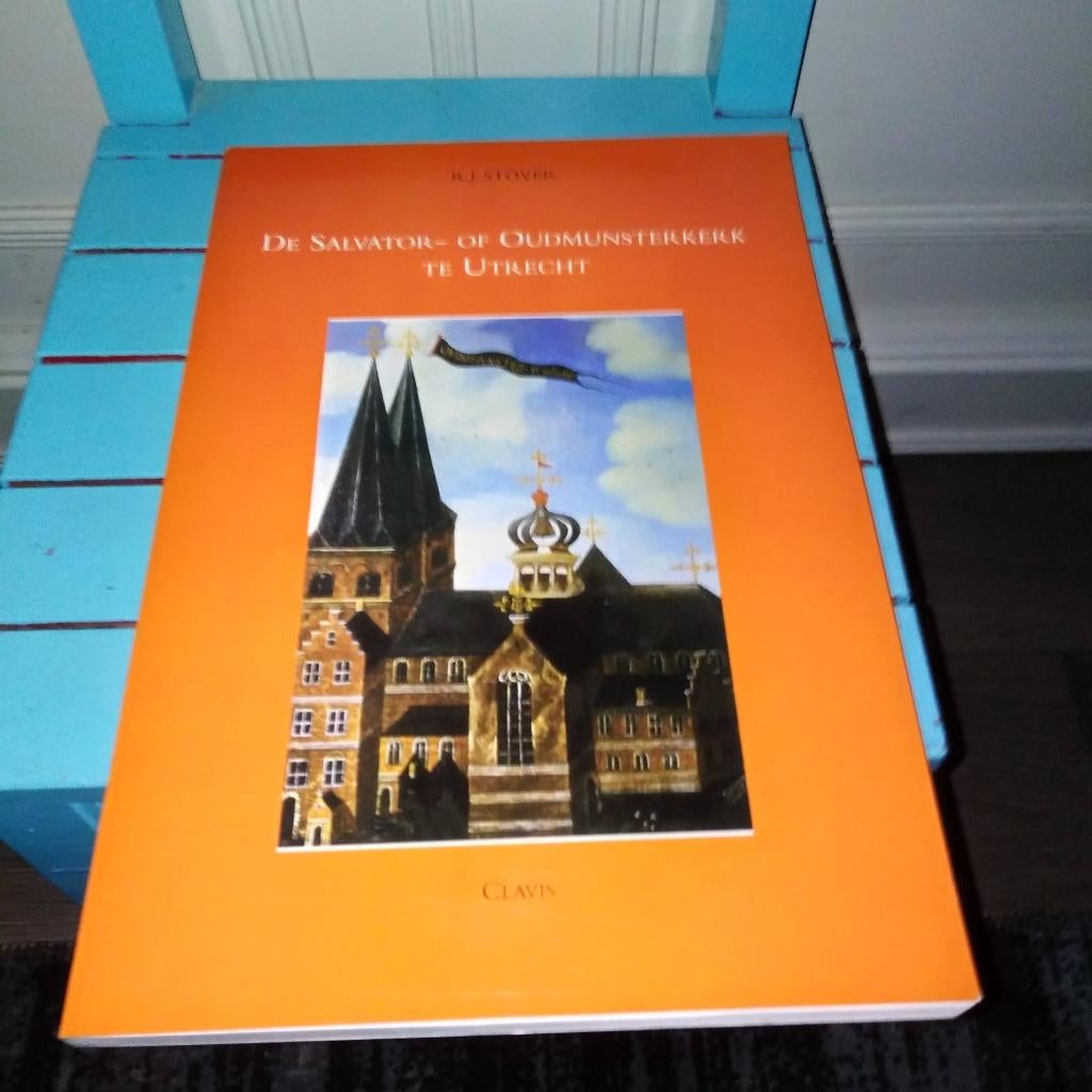 De Salvator- of Oudmunsterkerk te Utrecht, Ophalen, Gelezen