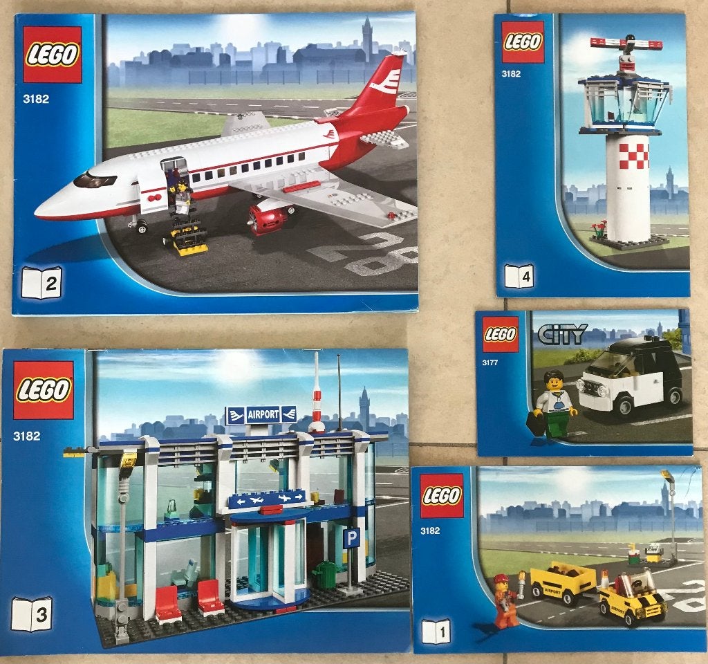 LEGO City Vliegveld - 3182 + 3177, Ophalen of Verzenden, Zo goed als nieuw, Lego, City