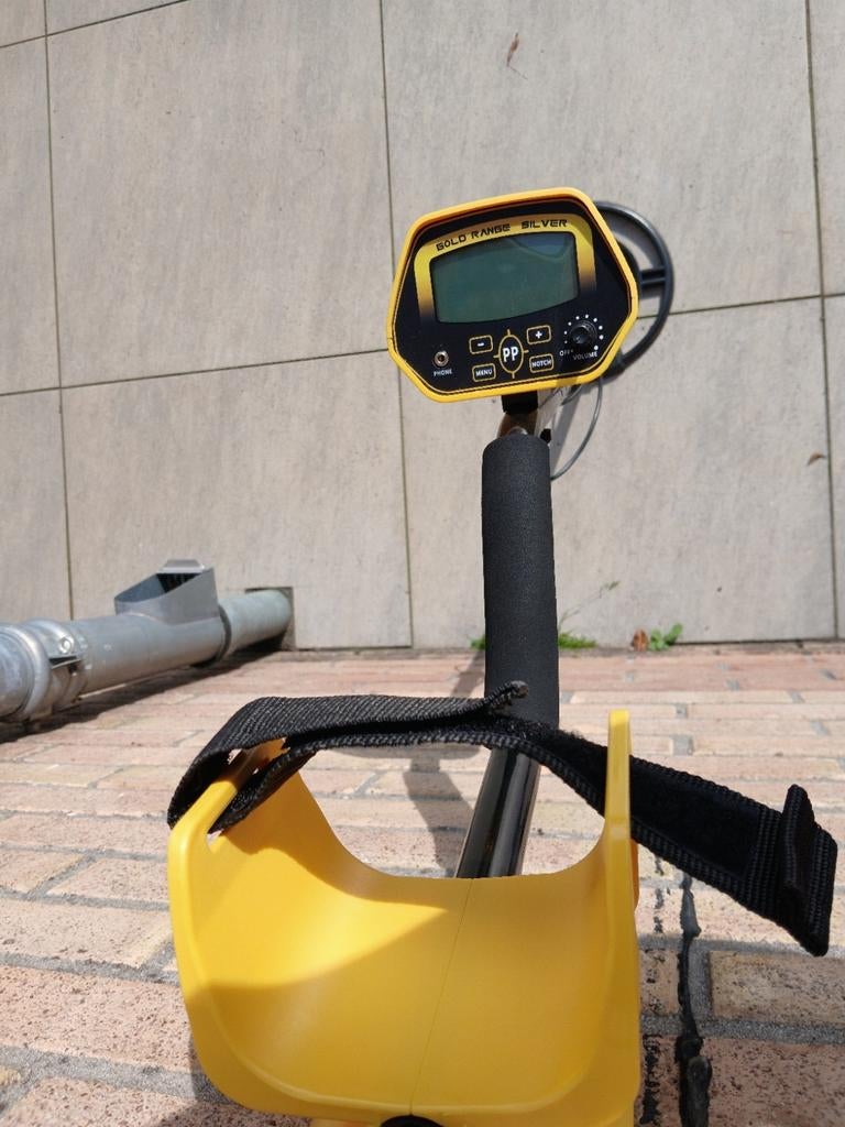Metaaldetector, Instelbare gevoeligheid, Meer dan 30 cm, Zo goed als nieuw, Ophalen