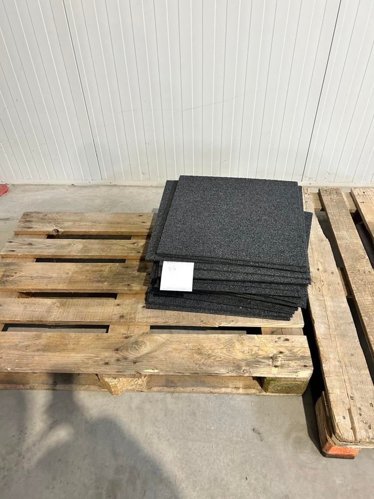 Tapijttegels 25 stuks ca 6m2, Ophalen, Gebruikt, Grijs, Tapijttegels