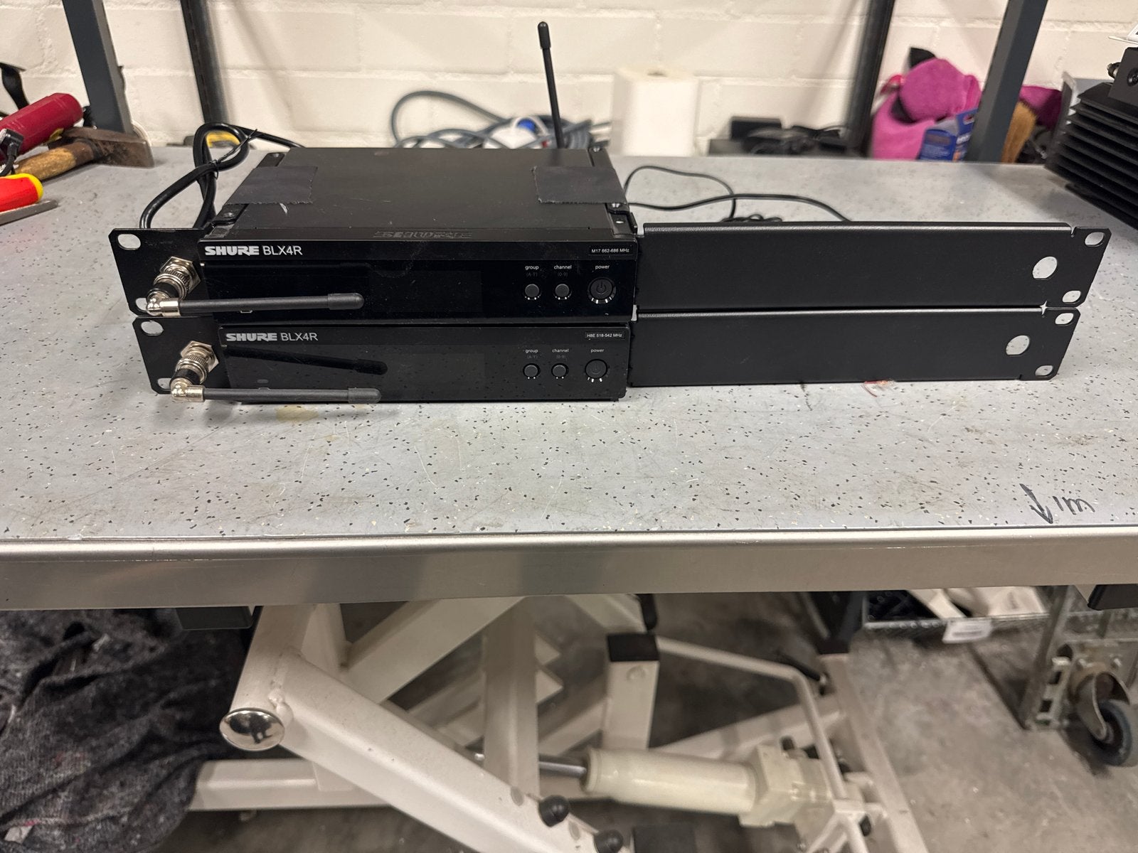 Shure BLX4R ontvangers M17 en H8e band, Muziek en Instrumenten, Microfoons, Ophalen of Verzenden, Gebruikt, Overige typen, Draadloos