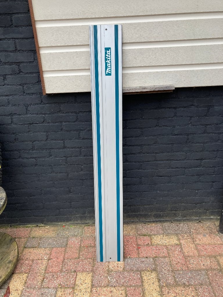 Makita liniaal 1.50, Ophalen, Zo goed als nieuw, Makita, Afkortzaag