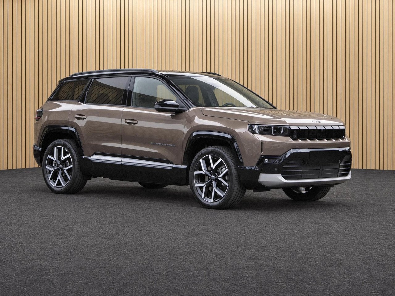 Jeep Compass Summit 74 kWh VOORRAAD KORTING (bj 2026), Auto's, Automaat, Gebruikt, 213 pk, Compass
