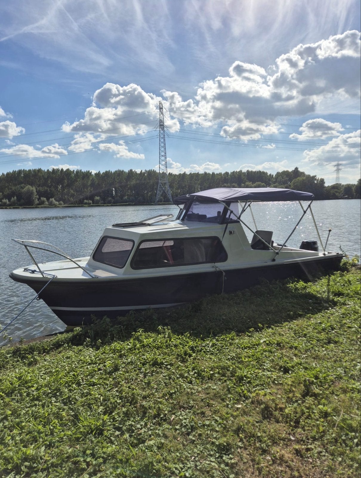 Birchwood em63 vaarklare kajuitboot, Ophalen, Gebruikt, Kajuitboot, Buitenboordmotor