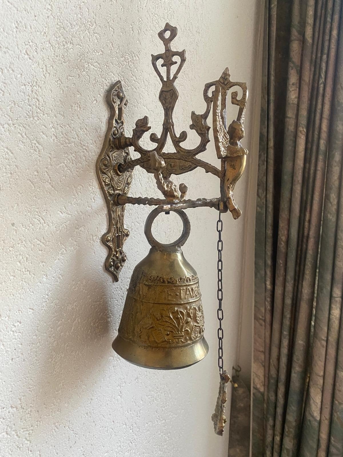 Antieke bronzen deurbel met engel en draak, Ophalen of Verzenden