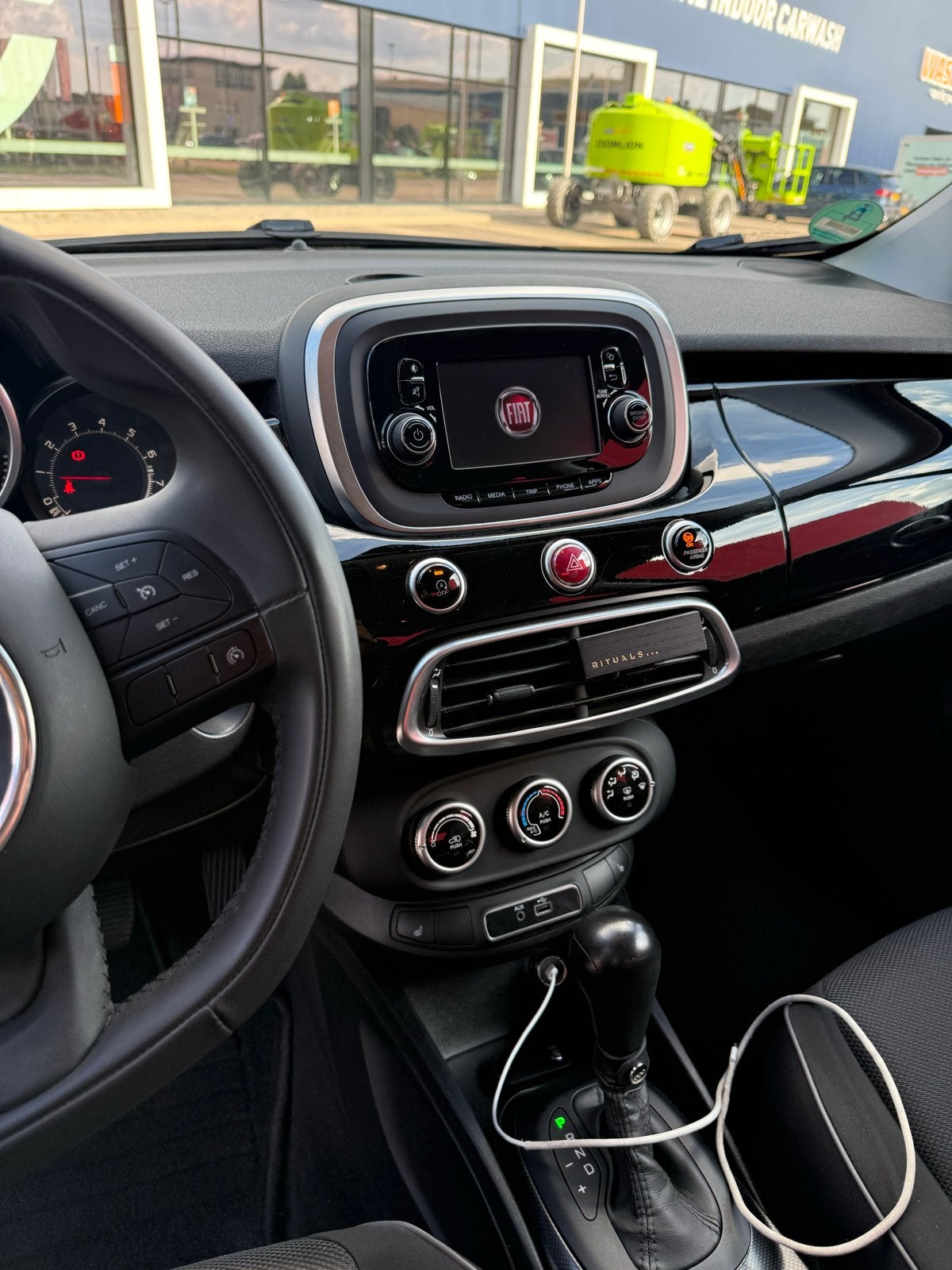 Foto 8 van Fiat 500X 1.4 Turbo 140PK Automaat | 116.000 KM | Trekhaak
