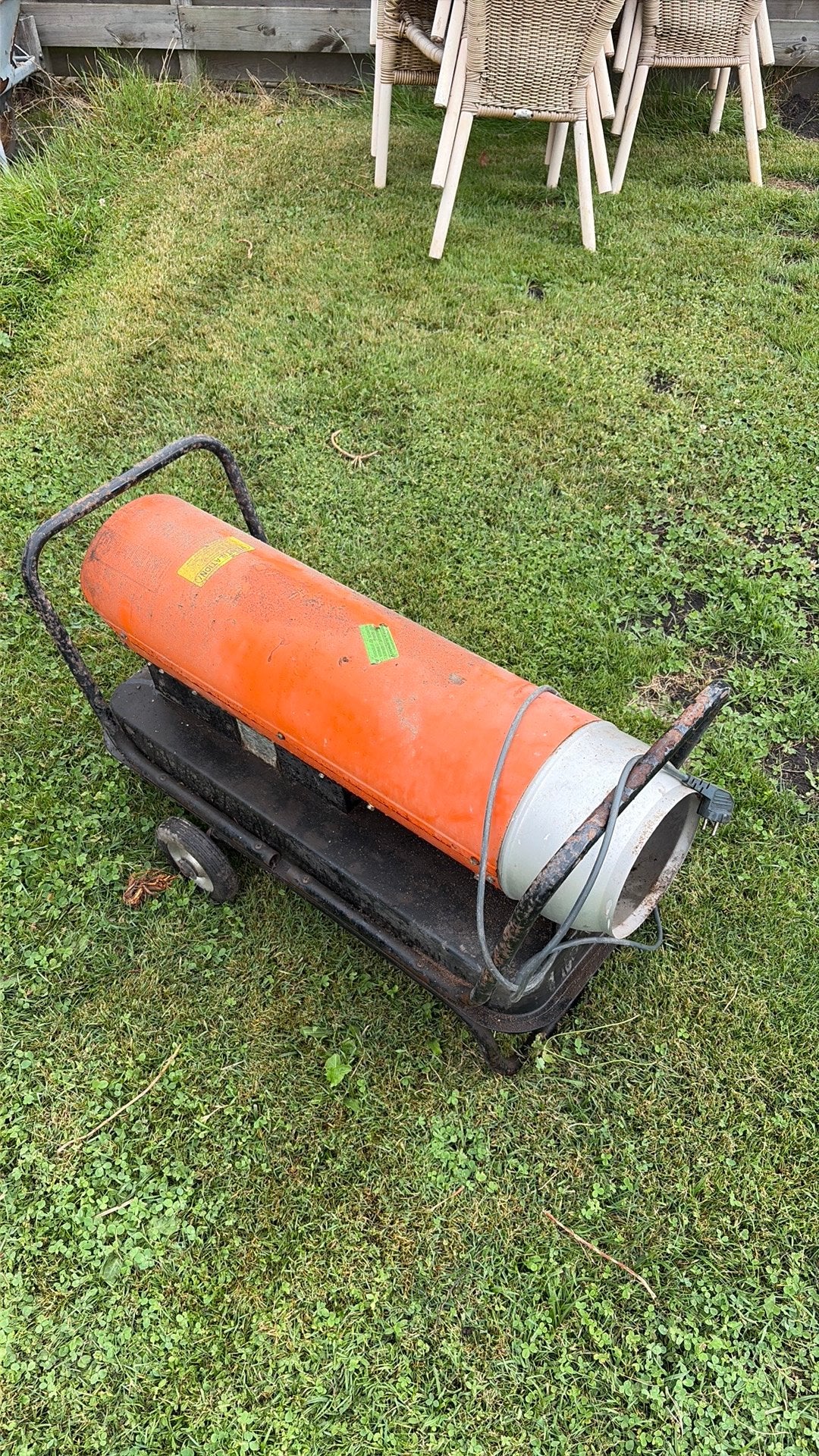 Diesel heater, Ophalen, 30 tot 80 cm, Kachel, Zo goed als nieuw