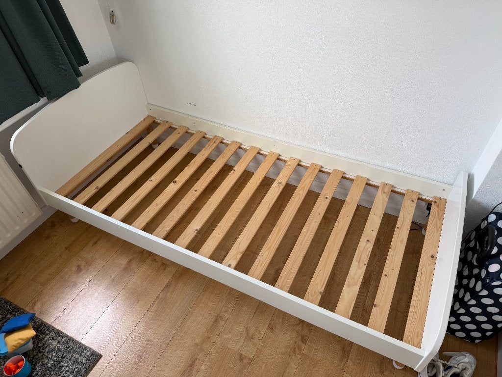 Gratis: Kinderbed - 90x200 - Vandaag gratis af te halen, Kinderen en Baby's, Kinderkamer | Bedden, Ophalen, 85 tot 100 cm, Gebruikt