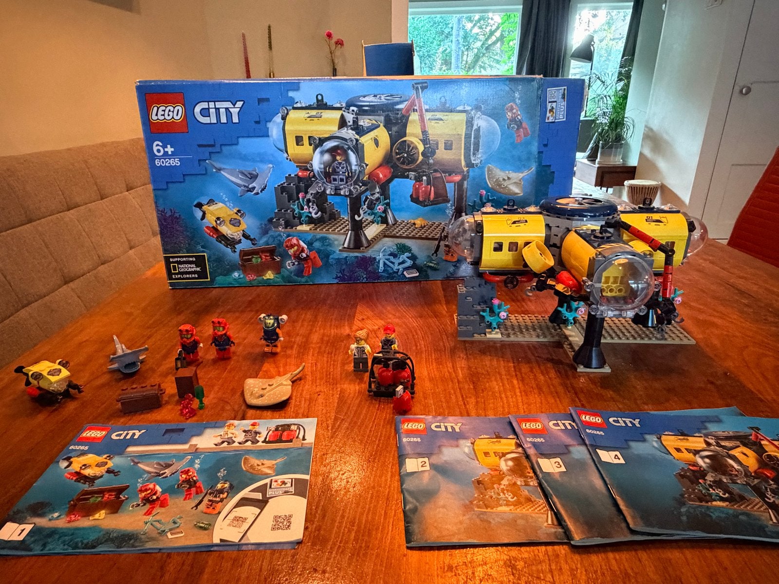 LEGO City Oceaan Onderzoeksbasis 60265 - Compleet met doos, Kinderen en Baby's, City, Lego, Ophalen of Verzenden, Zo goed als nieuw