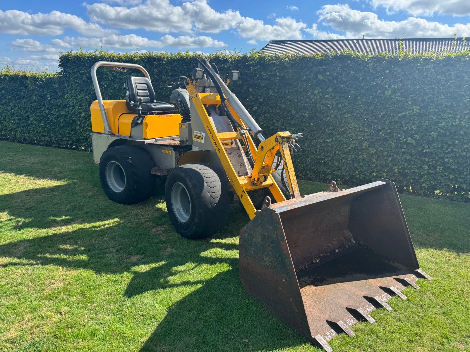 Intrac L440 shovel perkins minishovel (Duitse bouw), Ophalen, Wiellader of Shovel
