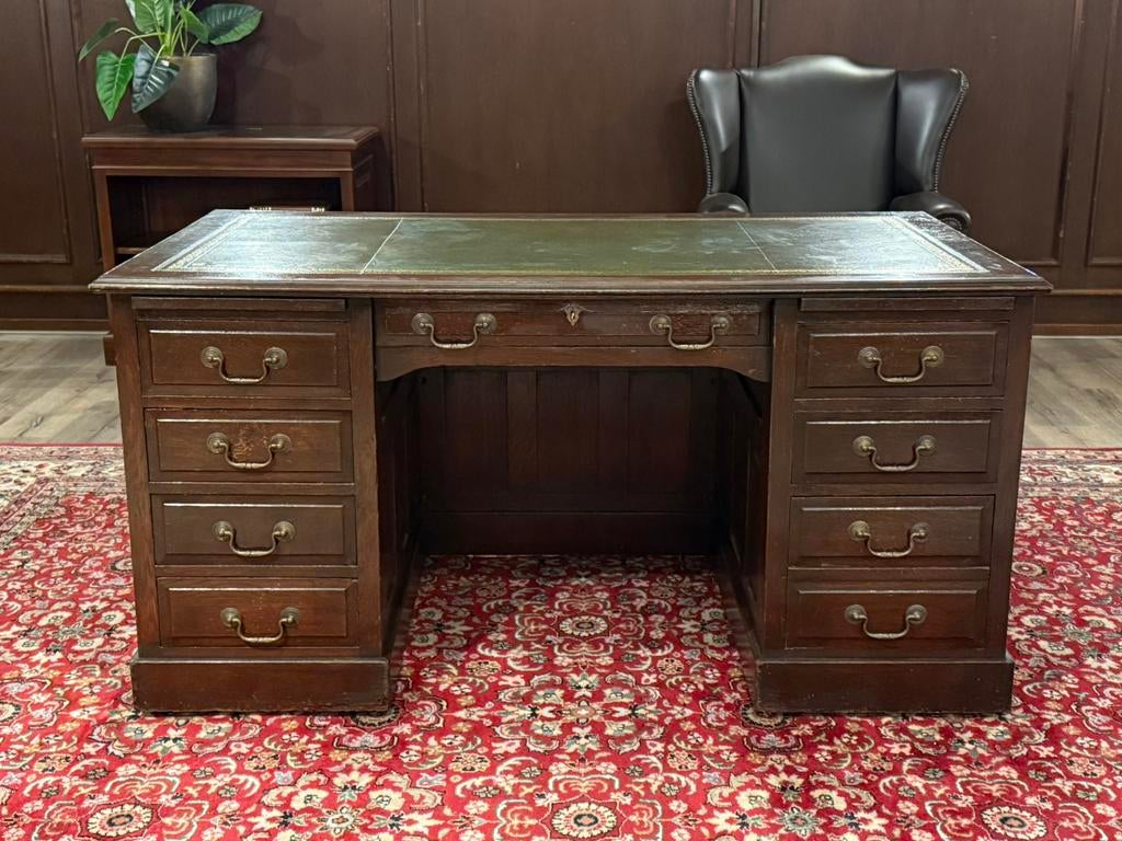 Antiek klassiek Engels bureau #663, Huis en Inrichting, Bureaus, Hout, Bruin, Ophalen of Verzenden, Zo goed als nieuw