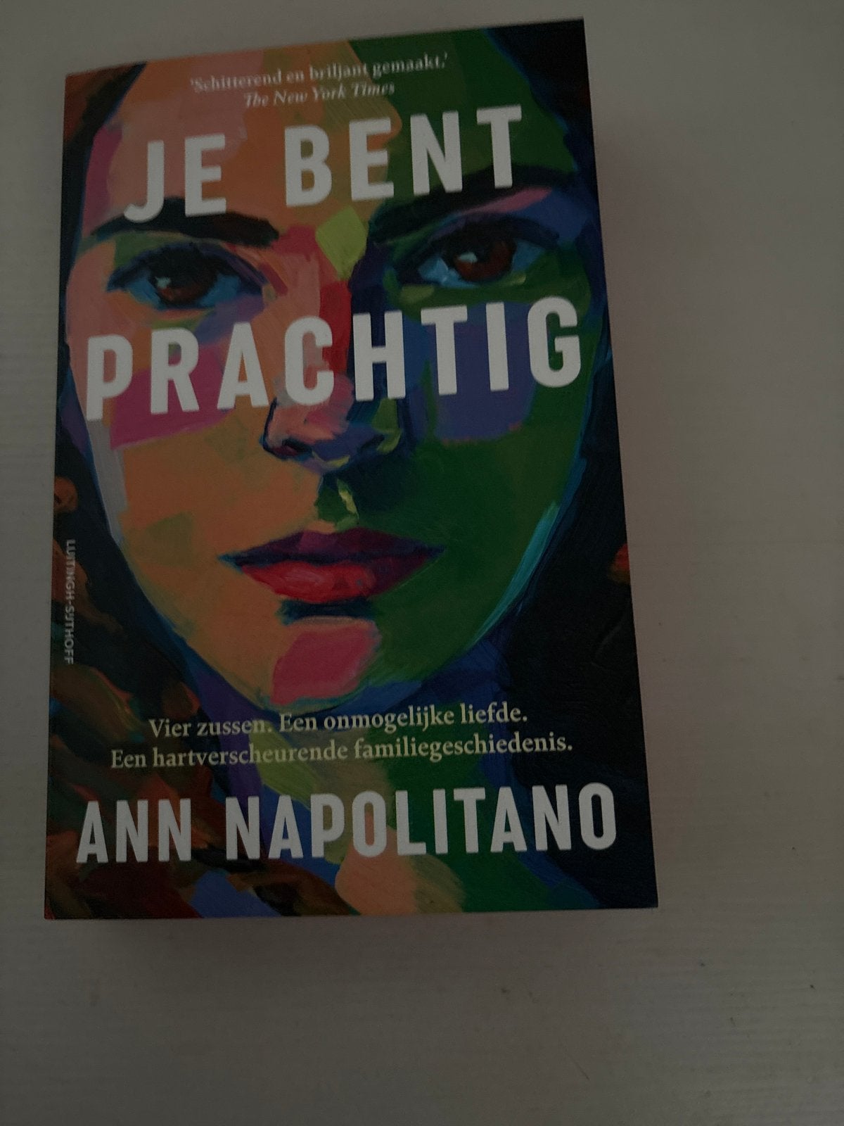 Je Bent Prachtig - Ann Napolitano (Roman), Ophalen of Verzenden, Zo goed als nieuw, Nederland