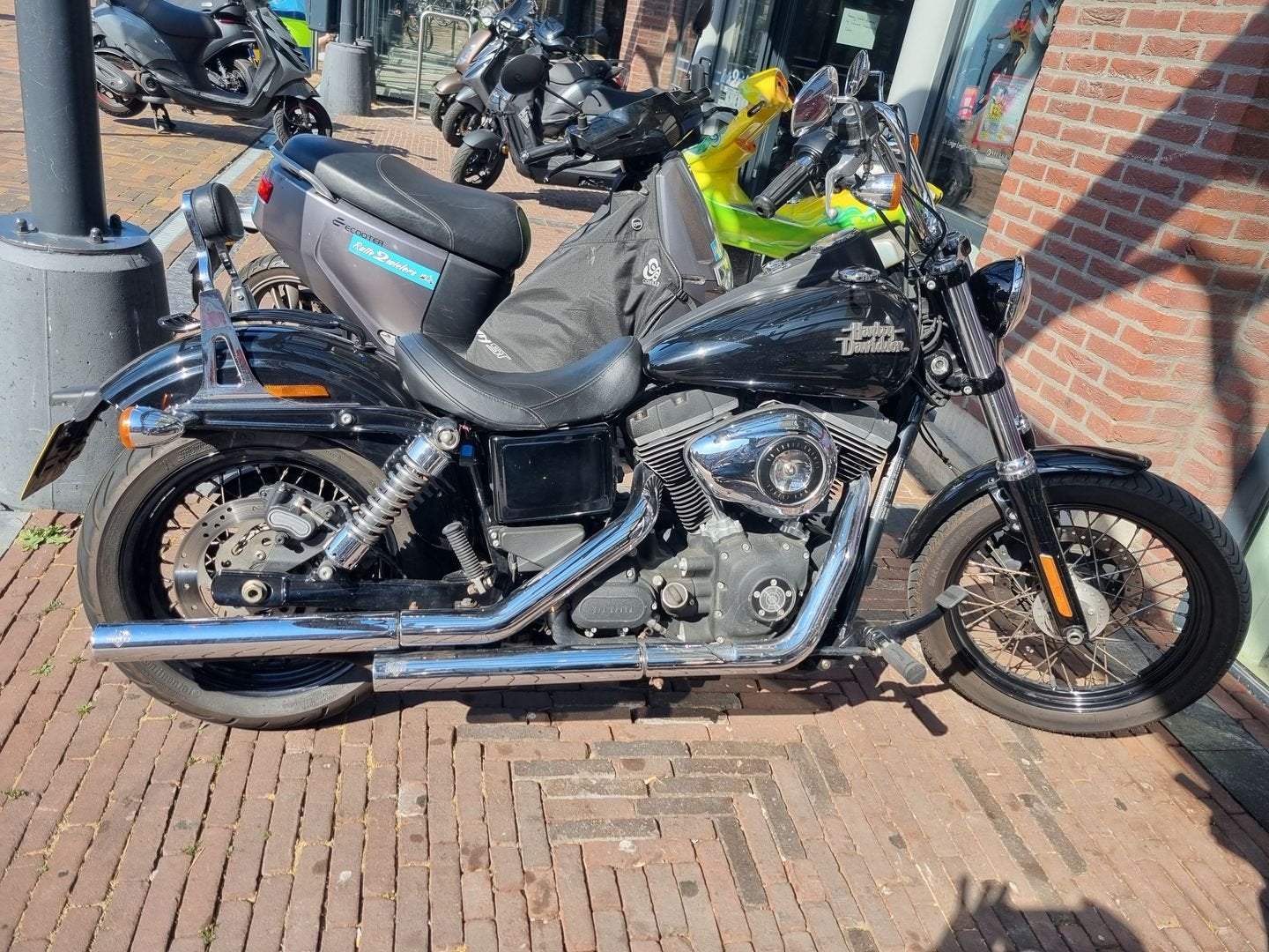 HARLEY-DAVIDSON STREET BOB FXDB (bj 2013), Motoren, 2 cilinders, HARLEY-DAVIDSON, Bedrijf, Meer dan 35 kW