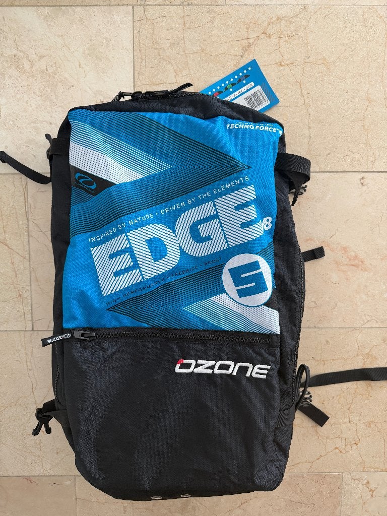 Gloednieuwe Ozone Edge V8 5M kite, Ophalen, Kitesurf-set, Twintip, Nieuw
