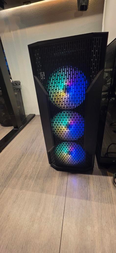 Mooie instap game pc intel i5. GTX1070. 12gb ram, Ophalen, I5 6400, Zo goed als nieuw, Gaming