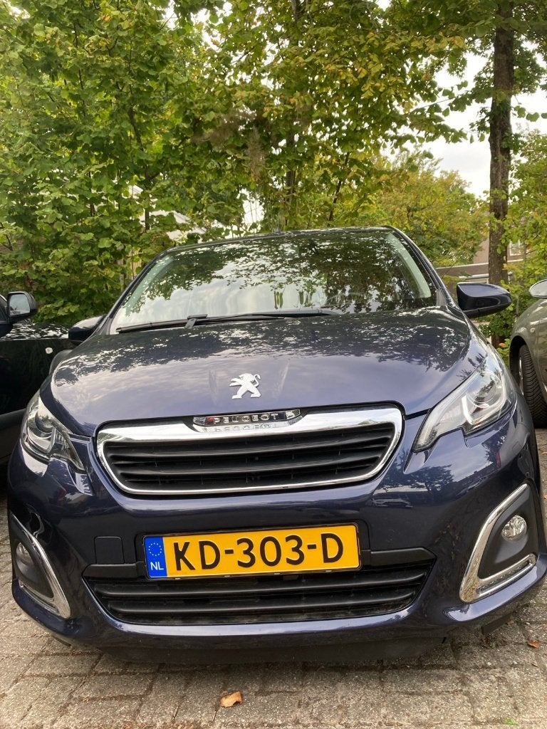 Peugeot 108 Allure, automaat 2016 Blauw APK tot 07/2027, Stof, Euro 6, Elektrische ramen, Origineel Nederlands