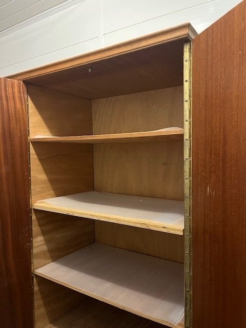 Kast met planken - 3 deuren, Gebruikt, 100 tot 150 cm, Ophalen of Verzenden, 150 tot 200 cm