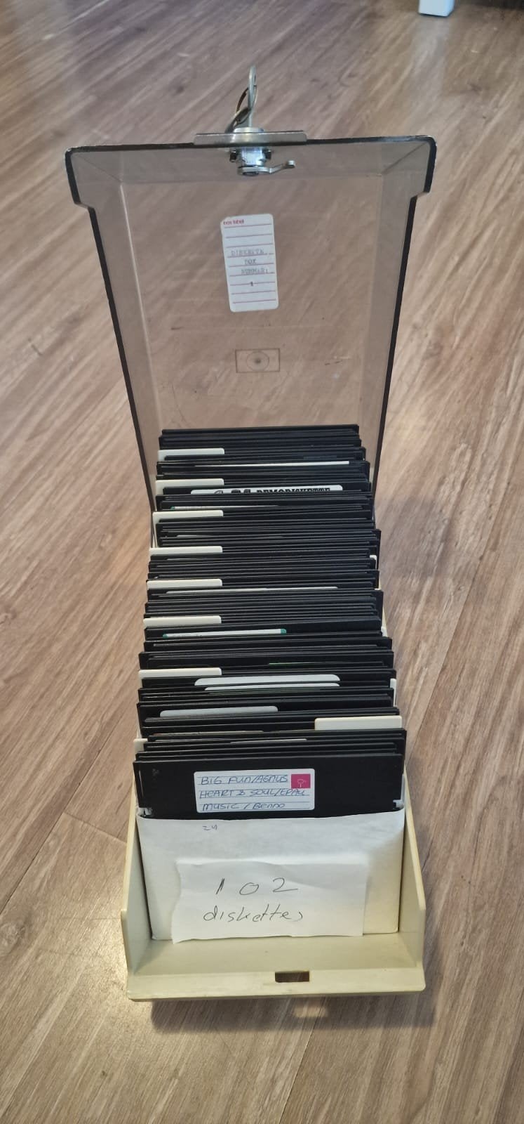 102 Commodore 64 diskettes vol met  games, Computers en Software, Vintage Computers, Ophalen of Verzenden, Commodore C 64