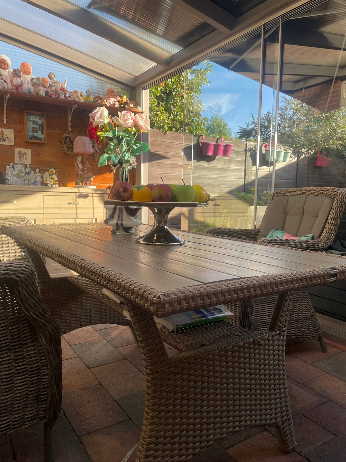 Mooie houten tuintafel met bijpassende bank, Tuin en Terras, Ophalen, Kunststof, Gebruikt, 3 zitplaatsen