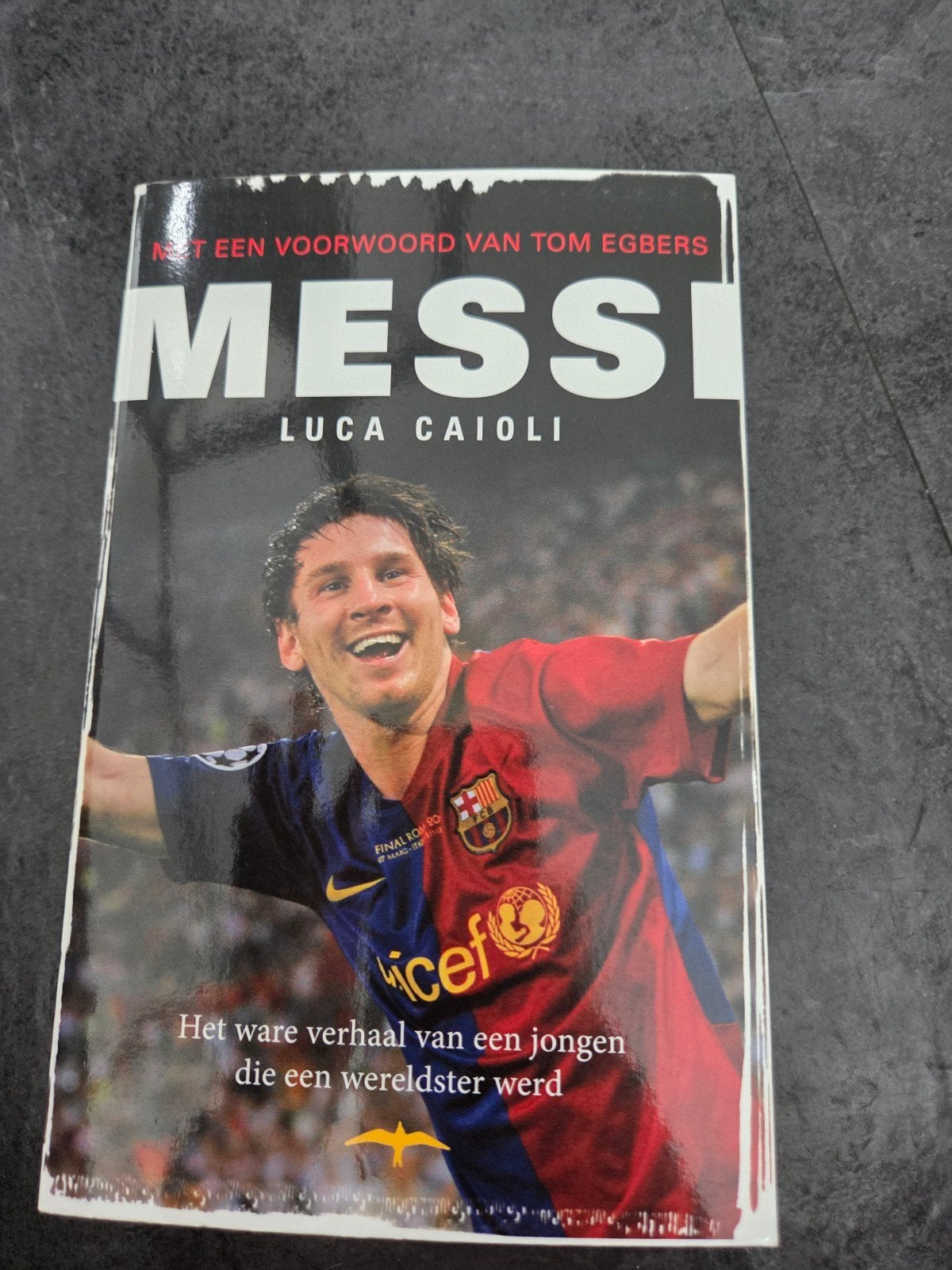 Luca Caioli - Messi, Luca Caioli, Ophalen of Verzenden, Zo goed als nieuw, Sport