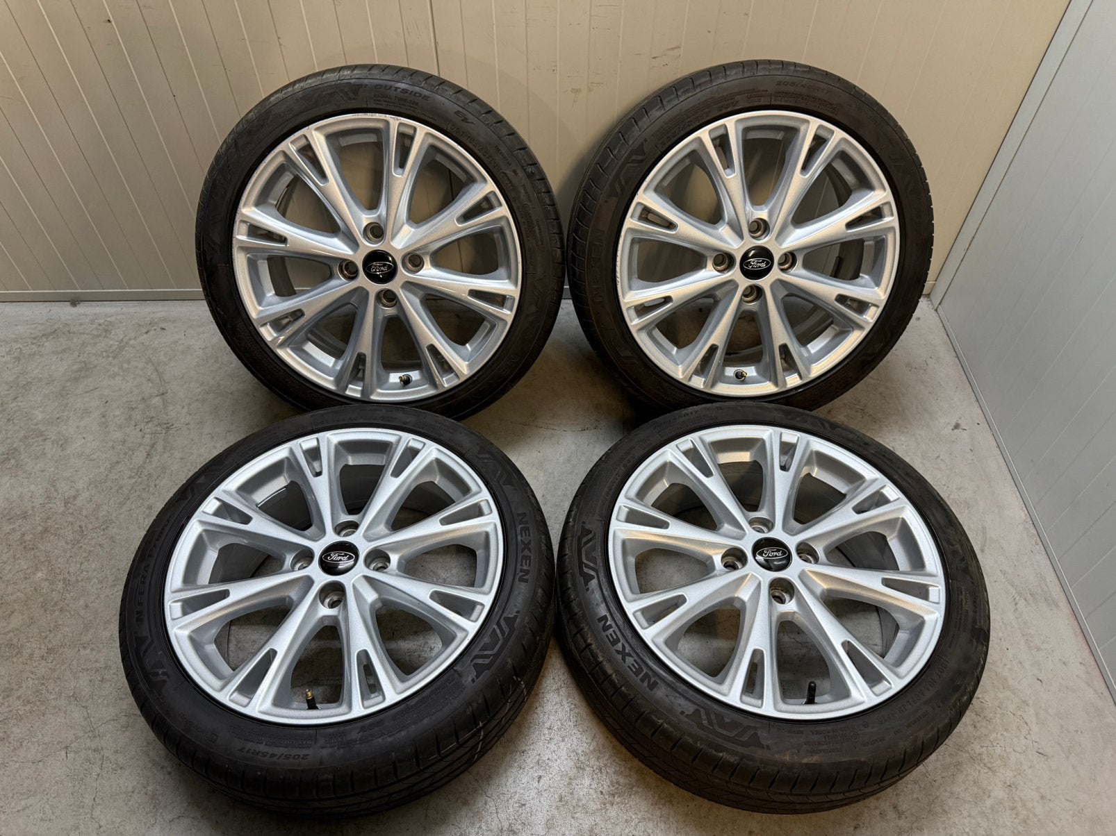 Originele Ford Fiesta MK7 MK8 17 inch Nexen 2025 NIEUW TPMS, Ophalen, Gebruikt, Ford, Banden en Velgen