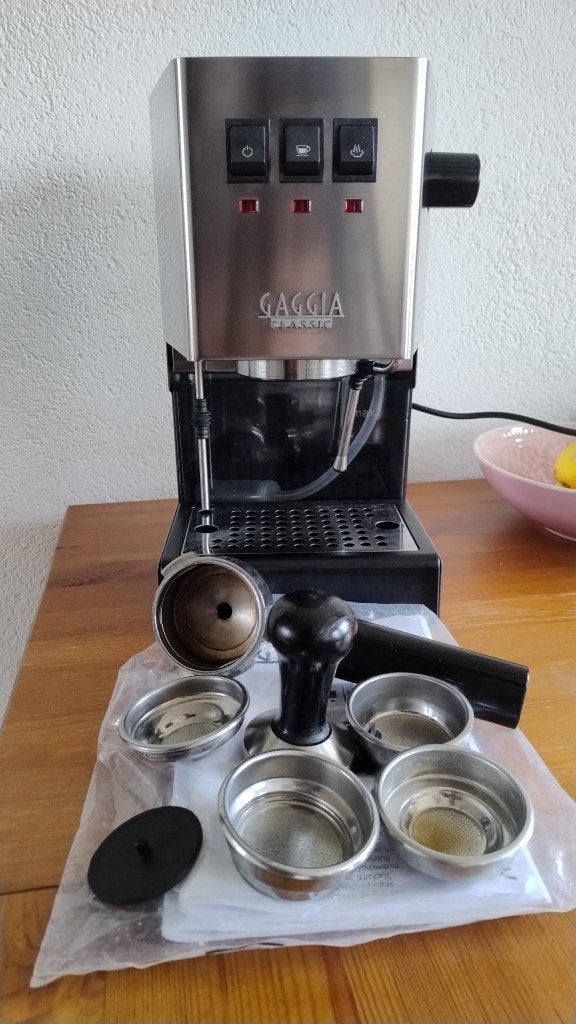 Gaggia Classic Pro | zgan | nieuwe boiler! | ready to go, Espresso apparaat, Ophalen of Verzenden, Zo goed als nieuw, Afneembaar waterreservoir